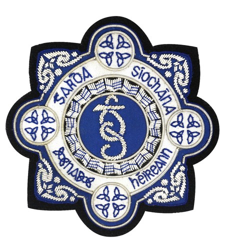 Garda síochána besticktes - síochána,